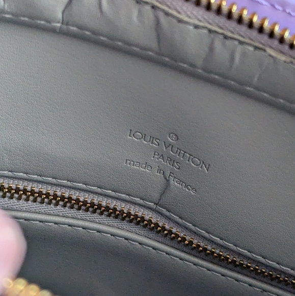 *Re-painted* lilac purple Louis Vuitton Houston vernis bag - Picture 4 of 15